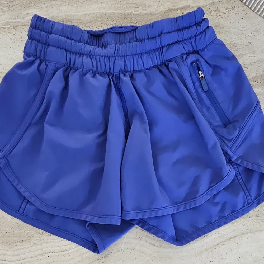 Lululemon Blue Athletic Shorts Lightweight Design - Picture 1 of 4
